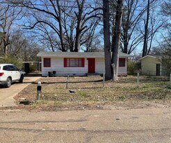 3432 Rosemary Ave in Jackson, MS - Building Photo