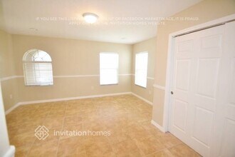4856 Stone Acres Cir in St. Cloud, FL - Foto de edificio - Building Photo