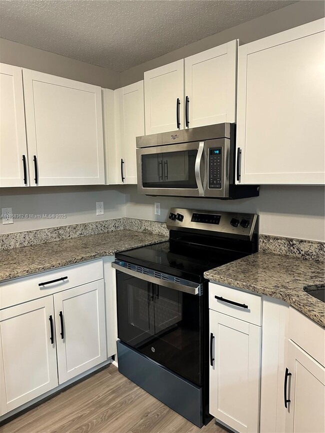 3200 Sabal Palms Ct in Kissimmee, FL - Building Photo - Building Photo