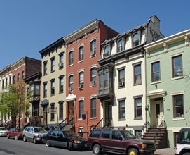 301 Hamilton St in Albany, NY - Building Photo - Building Photo