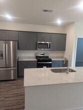 610 Canoe St in Johnson City, TN - Building Photo - Building Photo