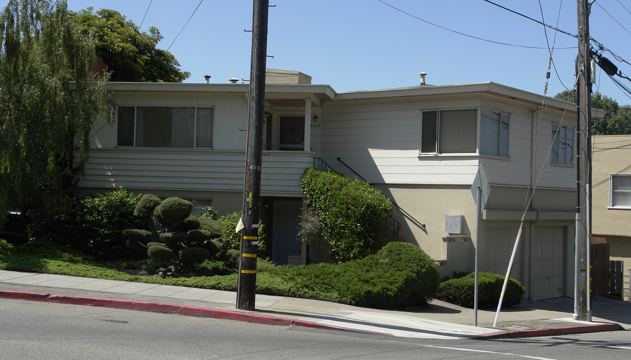 4311 Tompkins Ave in Oakland, CA - Building Photo