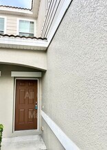 519 Glastonbury Dr in Orlando, FL - Building Photo - Building Photo