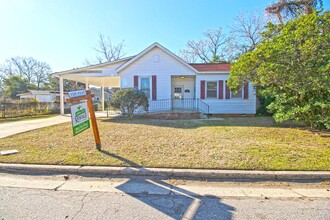 1221 Whitney St in Columbia, SC - Building Photo - Building Photo