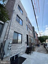 941 N 6th St in Philadelphia, PA - Foto de edificio - Building Photo