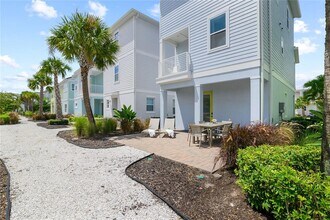 8040 Lost Shaker Ln in Kissimmee, FL - Building Photo - Building Photo