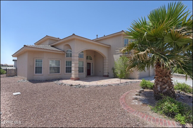 6300 Franklin Vista Dr in El Paso, TX - Building Photo - Building Photo