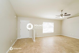 820 SW 11th Pl in Cape Coral, FL - Building Photo - Building Photo