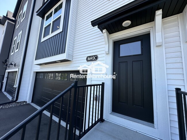 property at 8692 Kenyon Ct NE
