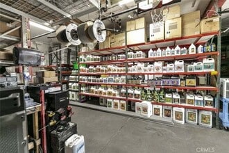 10615 San Fernando Rd in Los Angeles, CA - Building Photo - Building Photo