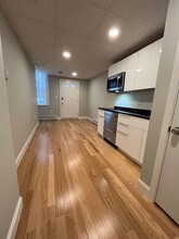 389 Marlborough St, Unit D in Boston, MA - Building Photo - Building Photo