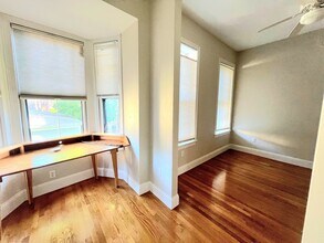 8 Alvah Kittredge Park in Boston, MA - Building Photo - Building Photo