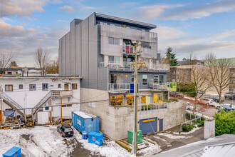 683 27th Ave E in Vancouver, BC - Building Photo - Building Photo