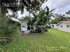 2320 S Shine Ave in Orlando, FL - Building Photo - Building Photo