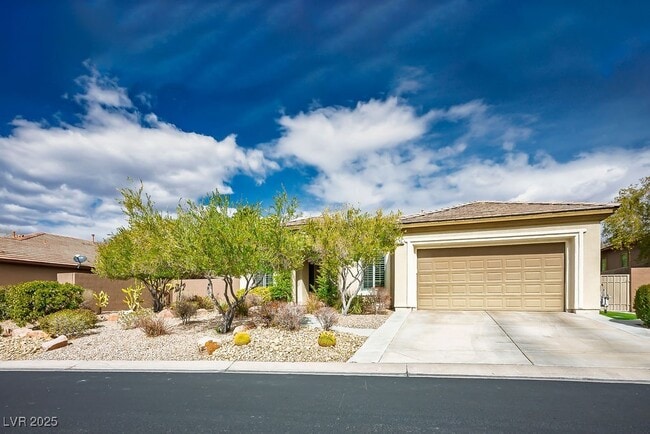 34 Contra Costa Pl in Henderson, NV - Building Photo - Building Photo