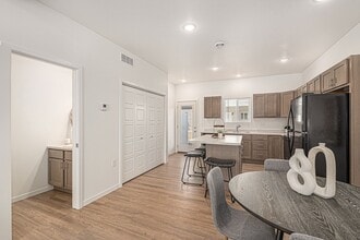 41Six in Sioux Falls, SD - Foto de edificio - Building Photo