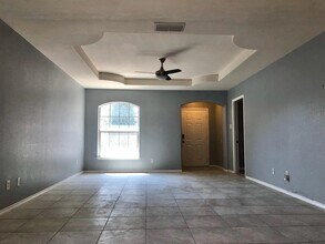 3610 Aguanieve Dr in Laredo, TX - Building Photo - Building Photo