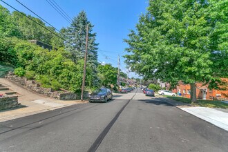 6565 Rosemoor St, Unit 6565 Rosemoor st in Pittsburgh, PA - Foto de edificio - Building Photo