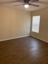 3013 Thorn Glen Ct in Jacksonville, FL - Foto de edificio - Building Photo