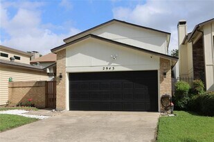 2943 Antares Cir in Garland, TX - Building Photo