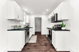 524 W Woodbine Rd in Nixa, MO - Building Photo - Building Photo