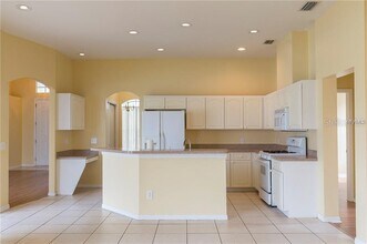 2743 Abbey Grove Dr in Valrico, FL - Building Photo - Building Photo