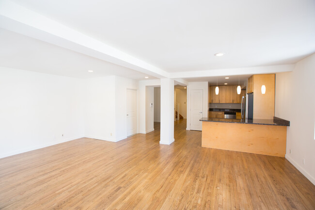 225 East 85th Street- 1 Month Free