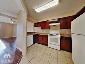 12500 Sandpiper Dr in Houston, TX - Foto de edificio - Building Photo