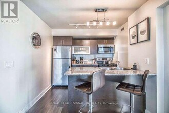 100 Western Battery Rd in Toronto, ON - Building Photo - Building Photo