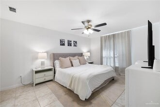 18-25th 1/2 S 25 1/2 in McAllen, TX - Foto de edificio - Building Photo