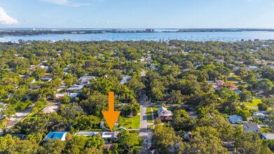 2402 52nd St S in Gulfport, FL - Building Photo - Building Photo