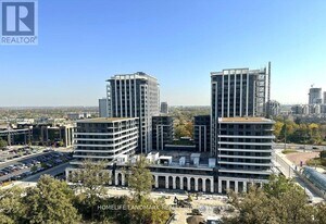 8 Cedarland Dr in Markham, ON - Building Photo