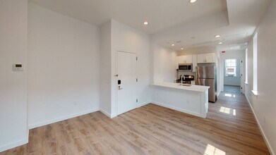 3539 Kennedy Blvd in Jersey City, NJ - Foto de edificio - Building Photo