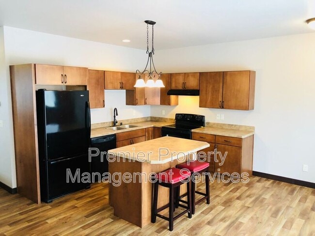 property at 2124 Rehberg Ln