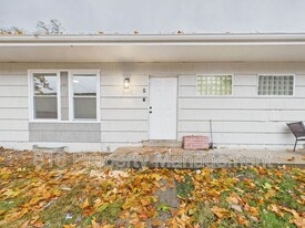 7560 Prospect Ave in Kansas City, MO - Building Photo