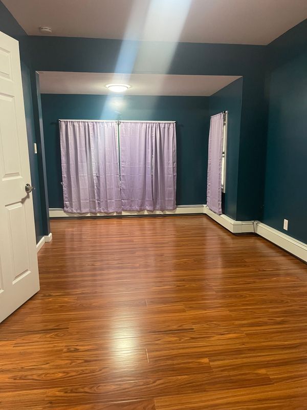 property at 5 Pinehurst Ave