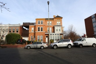 600 9th St NE in Washington, DC - Building Photo - Building Photo