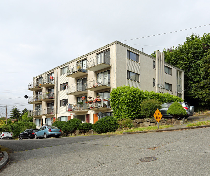 Plymouth Court in Seattle, WA - Foto de edificio