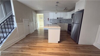 Atbridge TownHomes in Pottstown, PA - Building Photo
