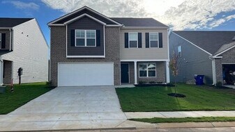 4140 Hines Ln NE in Cleveland, TN - Building Photo