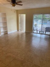 1907 NE 2nd St-Unit -15 in Deerfield Beach, FL - Building Photo - Building Photo