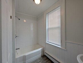175 Main St in Winchester, CT - Building Photo - Building Photo