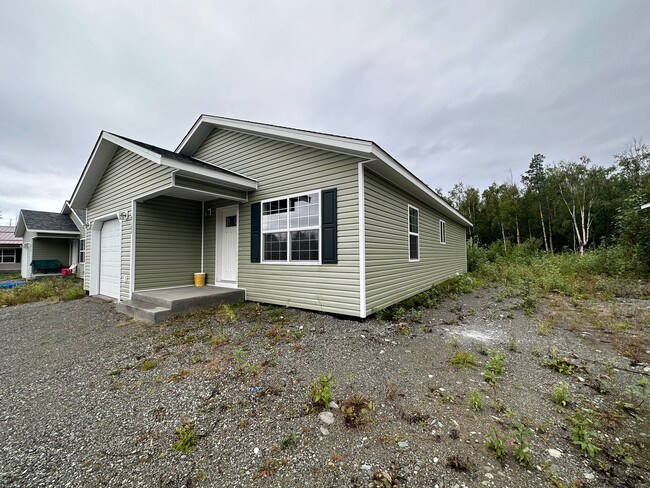 8160-8166 Turner Rd in Palmer, AK - Building Photo - Building Photo