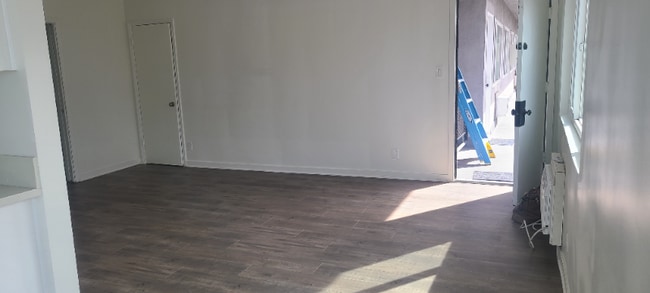 18314 Napa St in Los Angeles, CA - Building Photo - Building Photo