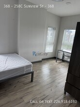 258C-258C Sunview St in Waterloo, ON - Building Photo - Building Photo