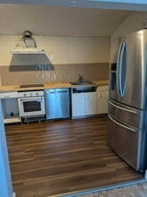 605 NE 27th St in Wilton Manors, FL - Foto de edificio - Building Photo