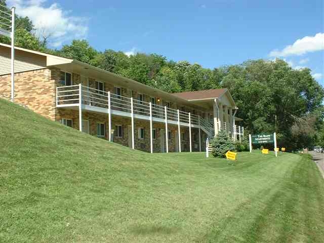 The Ridge in Clinton, IA - Foto de edificio