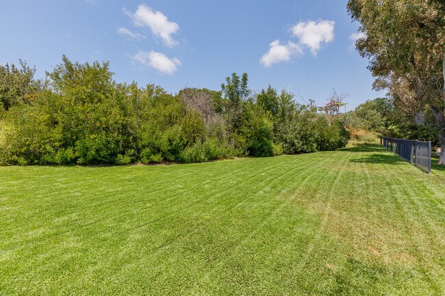 Gramercy Apartments in San Diego, CA - Building Photo - Building Photo