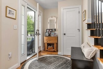 6 Blossom Ln in Stratham, NH - Building Photo - Building Photo
