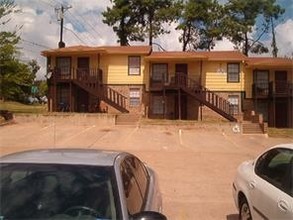 North Loop Apartments in Athens, TX - Building Photo - Building Photo